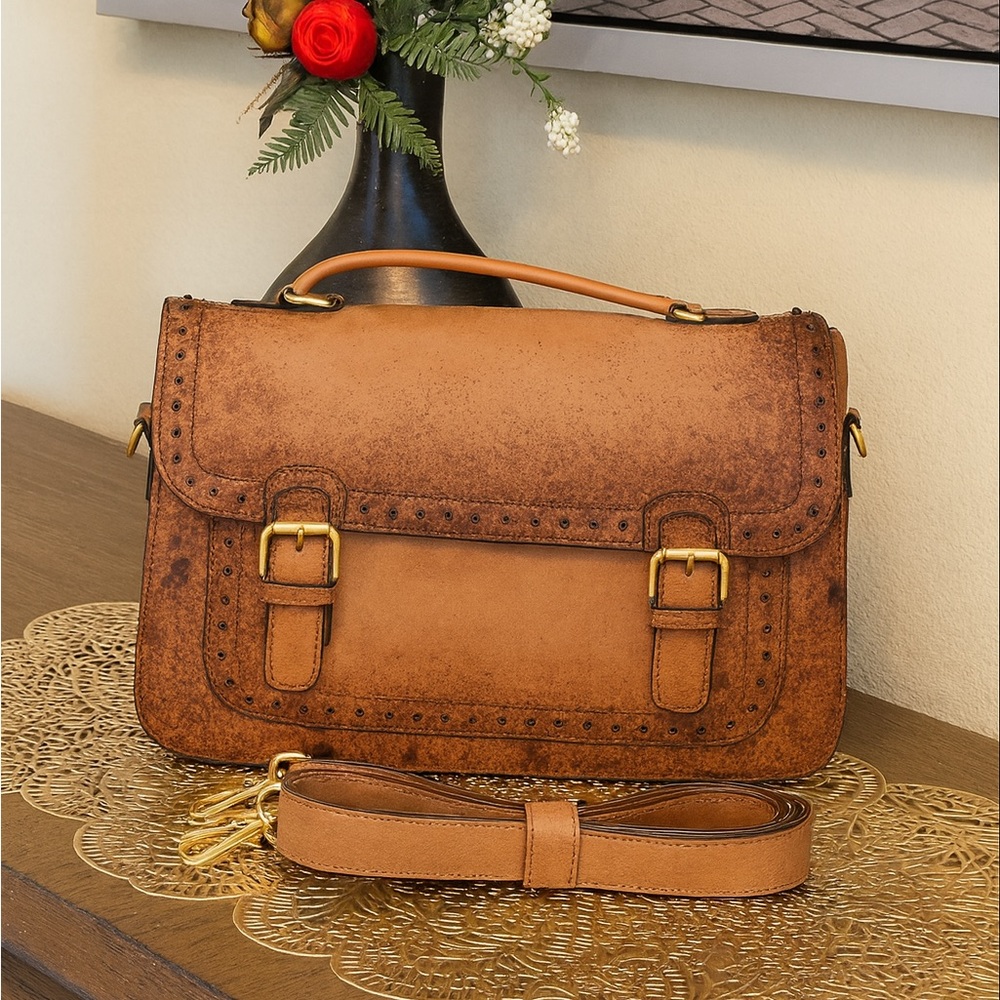 Genuine leather Tan shoulder / Crossbody bag